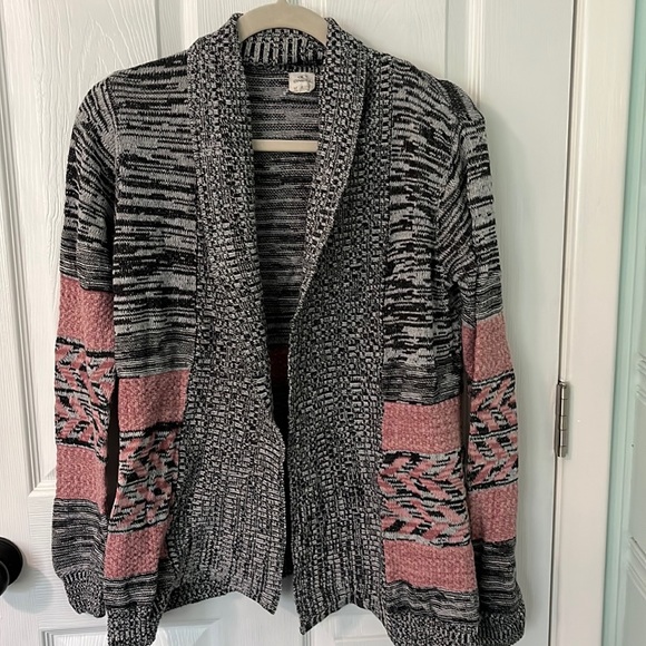 O’Neill cardigan - Picture 1 of 3